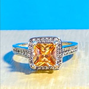 Jeulia Champagne Sapphire Princess Halo Ring